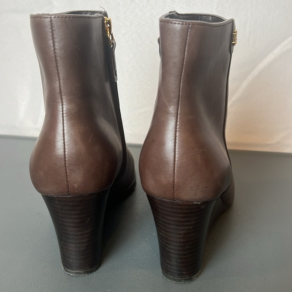 Ralph Lauren Shaley Brown Wedge Ankle Boots Size 8.5 - Picture 6 of 13
